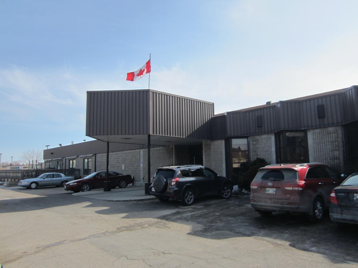 Nor Villa Hotel Winnipeg Extérieur photo